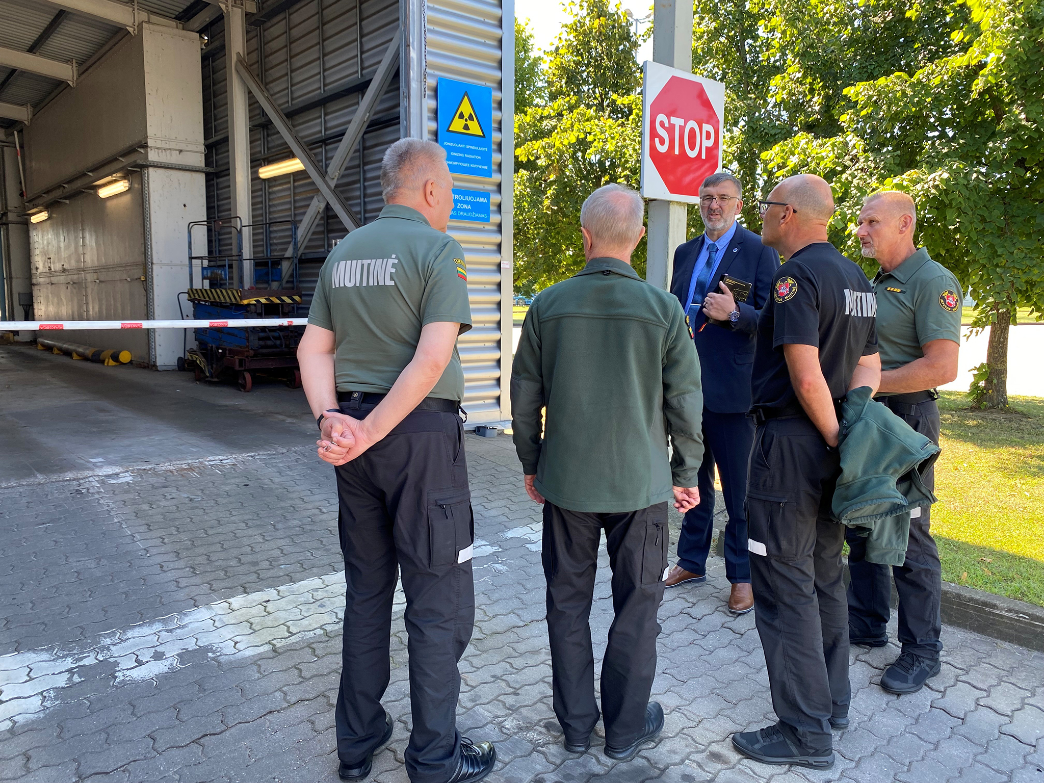 prie rentgeno malku poste1.jpg